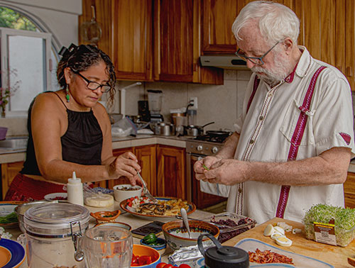 zandoyo hosts Sol Noyola and Tony Richards