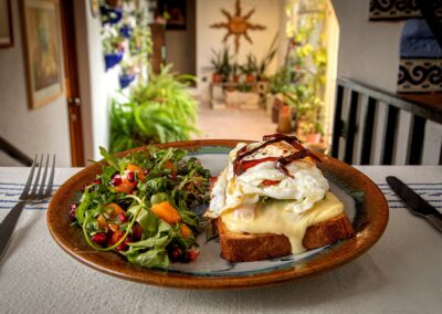 The Zandoyo mollete is a substantial meal