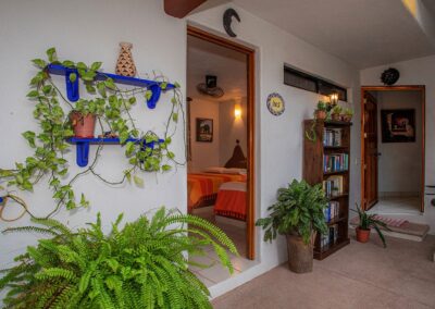 Passageway outside the guest room Ines