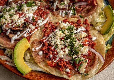 Los tacos de desayuno de Zandoyo vienen con varios ingredientes