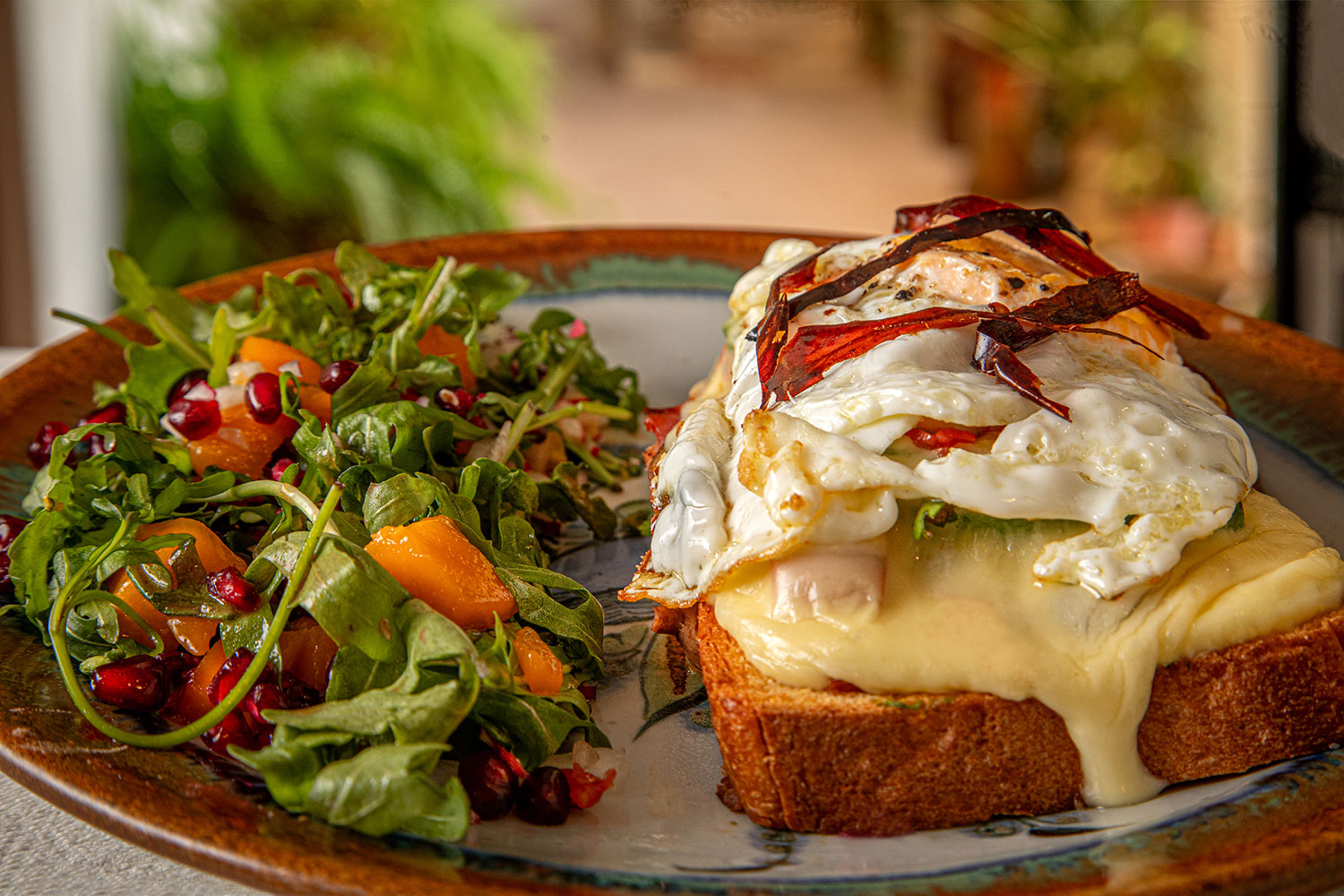 The Zandoyo version of the Mexican mollete is a meal on a slice of bread